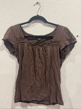 Willi Smith Brown Short Sleeve Scoop Neck Top